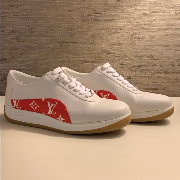 LOUIS VUITTON x SUPREME Sneakers - Picture 2 of 8